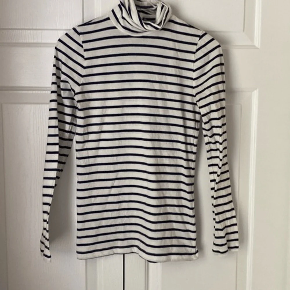 J.Crew Tissue Turtleneck Top Women XXS White Navy Blue Stripe Long Sleeve Cotton